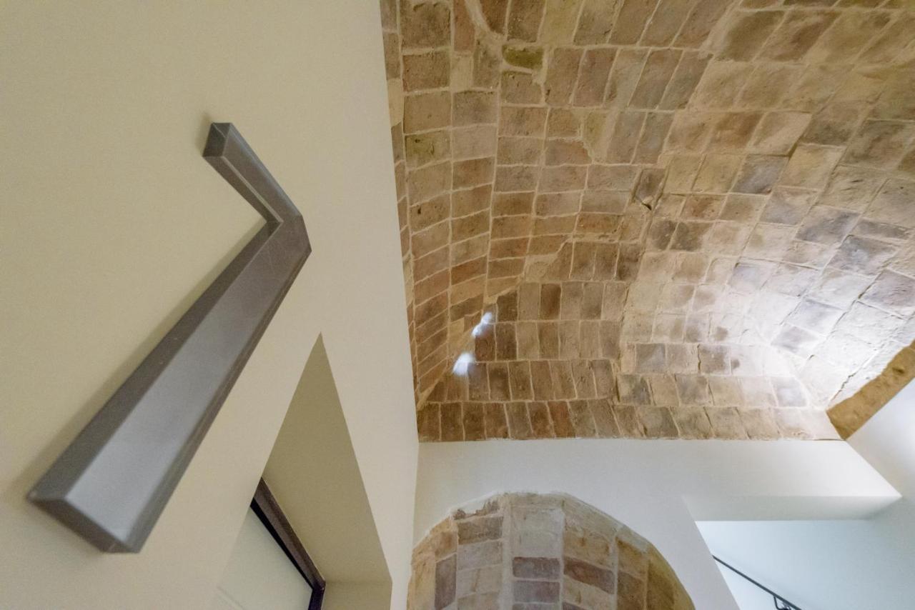 Marie Claire Apartments & Spa Васто Екстериор снимка